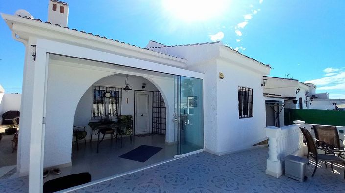 Image No.6-3 Bed Villa for sale