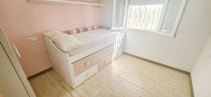 Image No.12-4 Bed Villa for sale