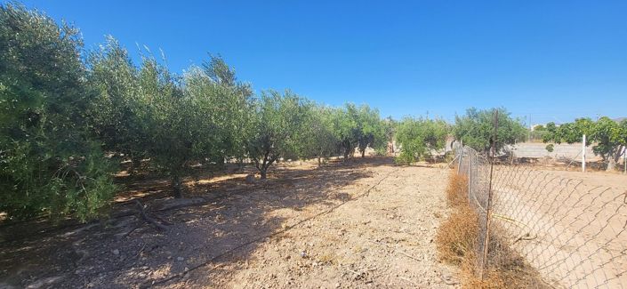 Image No.18-4 Bed Villa for sale