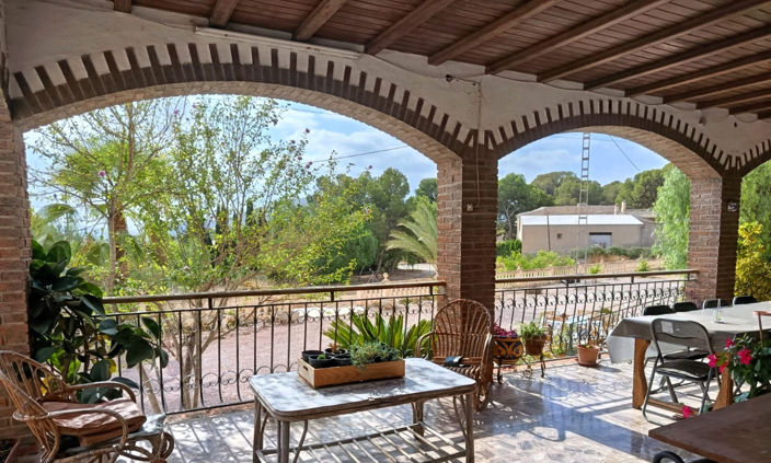 Image No.2-Maison de campagne de 8 chambres à vendre à Monóvar