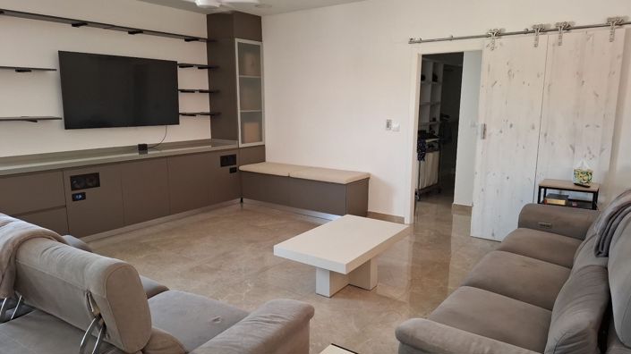 Image No.31-3 Bed Property for sale