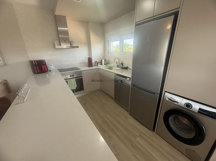 Image No.20-2 Bed Apartment for sale