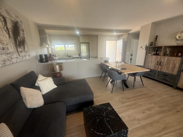 Image No.9-2 Bed Apartment for sale