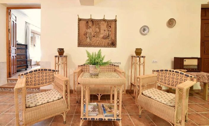 Image No.16-12 Bed Country House for sale