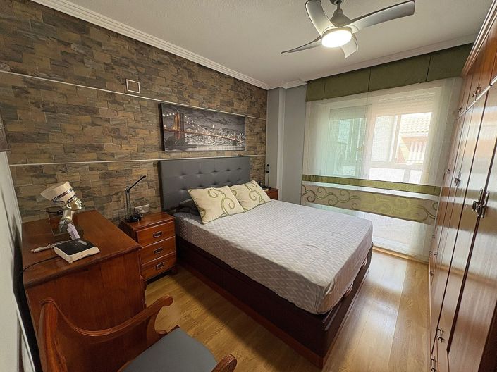 Image No.17-3 Bed Apartment for sale