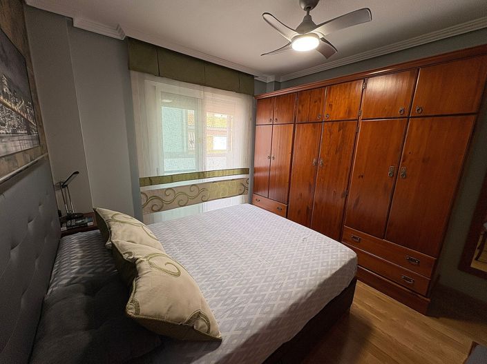 Image No.18-3 Bed Apartment for sale