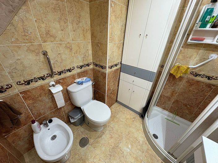 Image No.19-3 Bed Apartment for sale