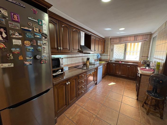 Image No.8-3 Bed Apartment for sale