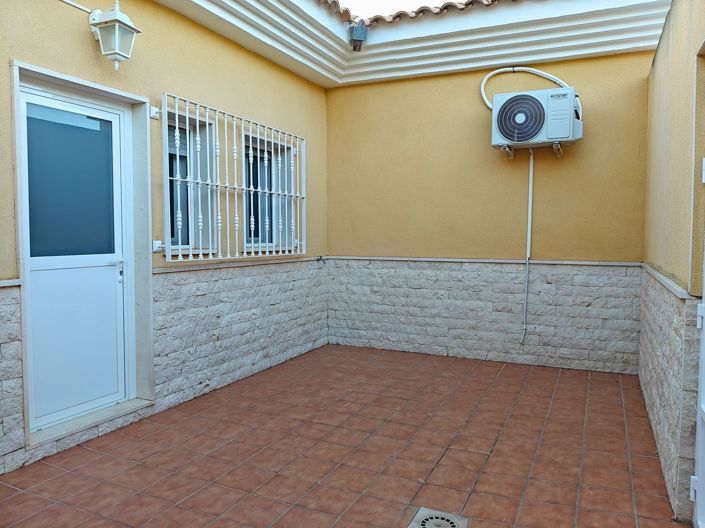 Image No.36-Villa de 3 chambres à vendre à Petrer