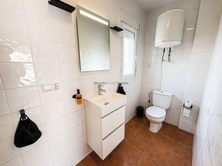 Image No.49-Villa de 5 chambres à vendre à Pinoso