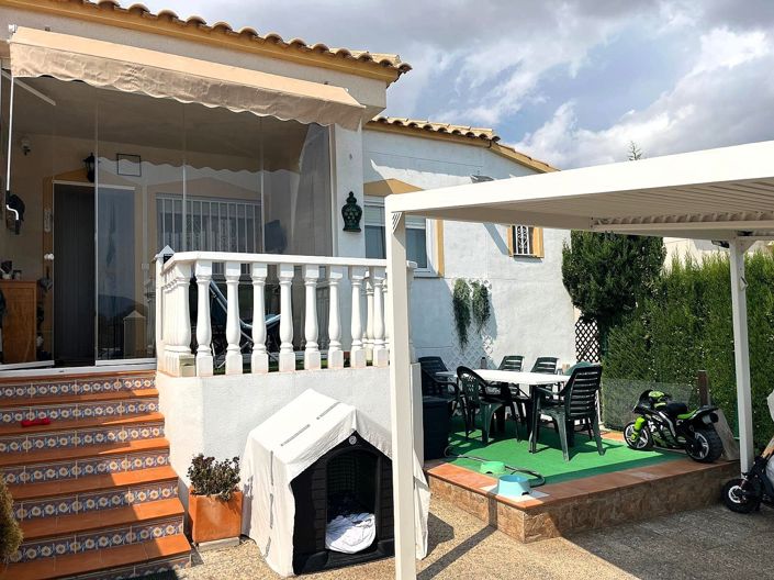 Image No.1-Villa de 2 chambres à vendre à Castalla