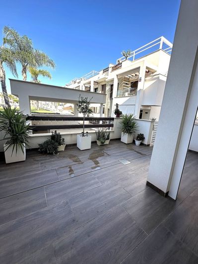 Image No.21-2 Bed Bungalow for sale