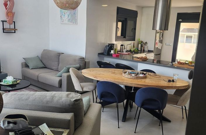 Image No.19-3 Bed Villa for sale