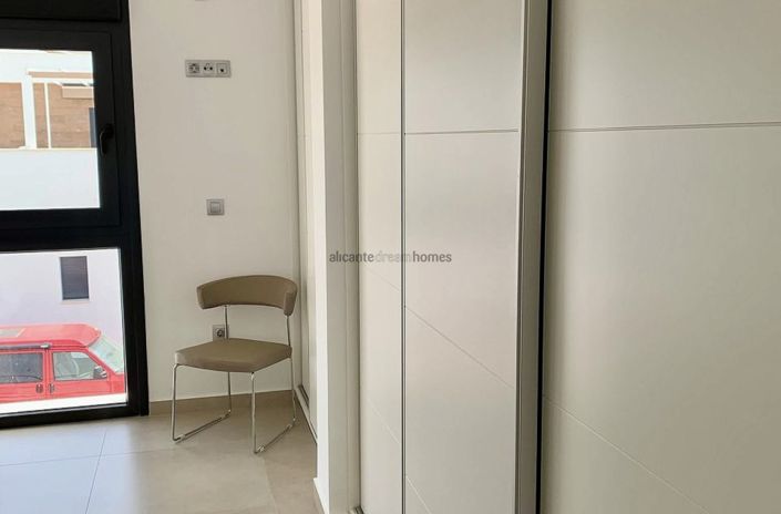 Image No.31-3 Bed Villa for sale