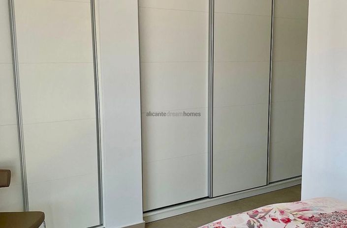 Image No.35-3 Bed Villa for sale