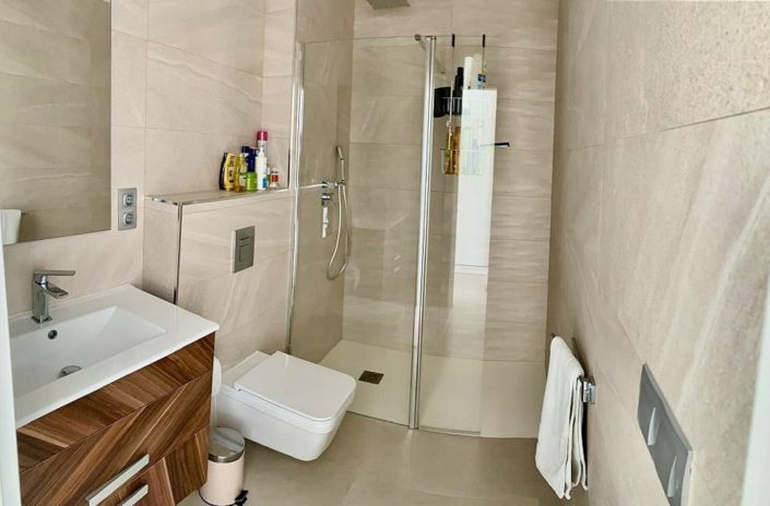 Image No.36-3 Bed Villa for sale