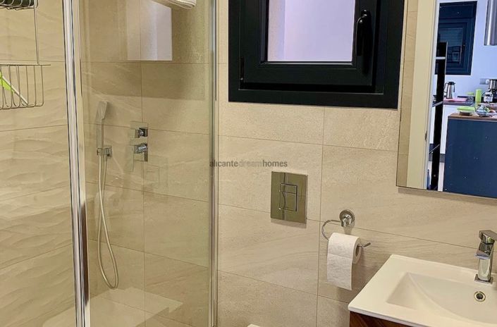 Image No.40-3 Bed Villa for sale