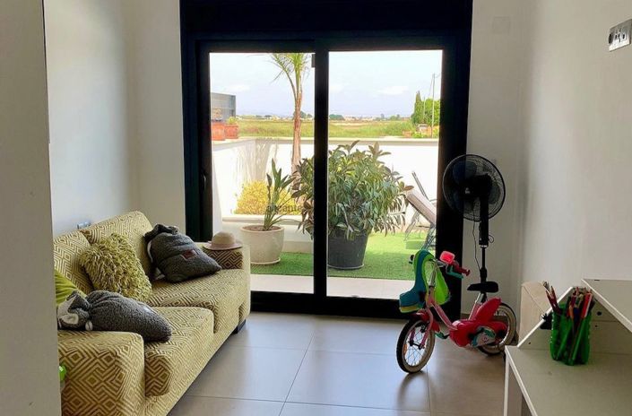 Image No.43-3 Bed Villa for sale