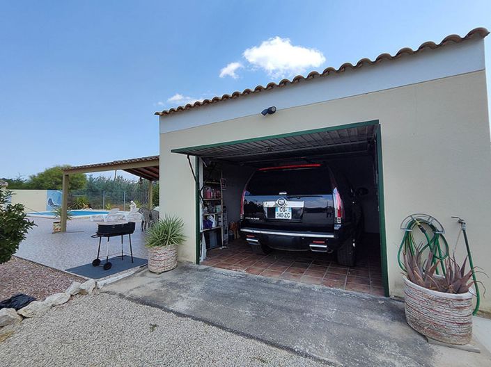 Image No.13-3 Bed Villa for sale