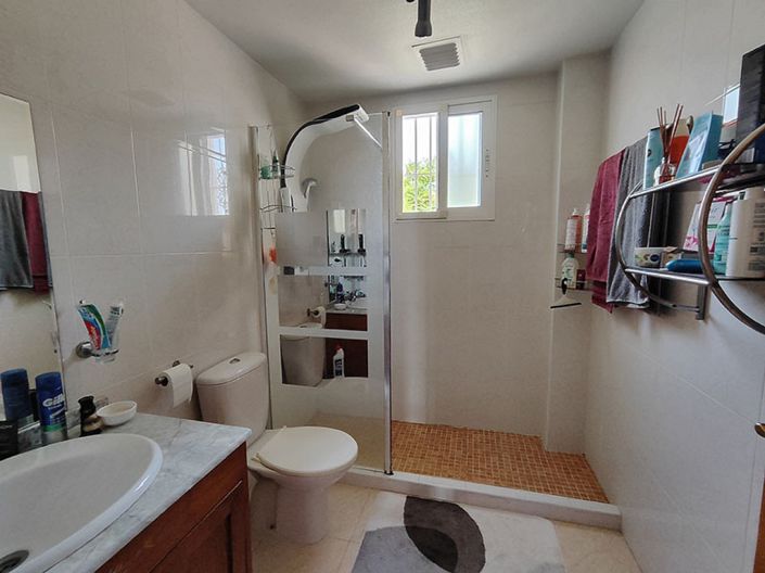 Image No.34-3 Bed Villa for sale