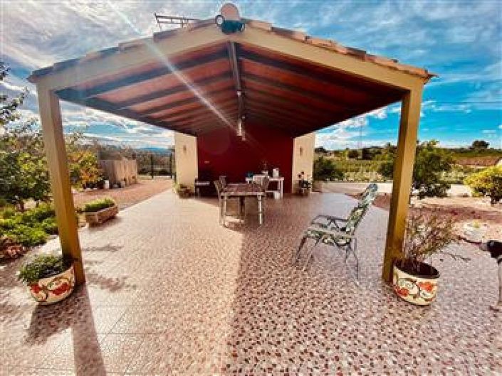 Image No.6-3 Bed Villa for sale