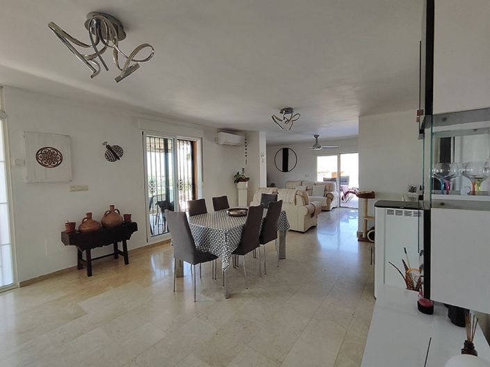 Image No.19-4 Bed Villa for sale