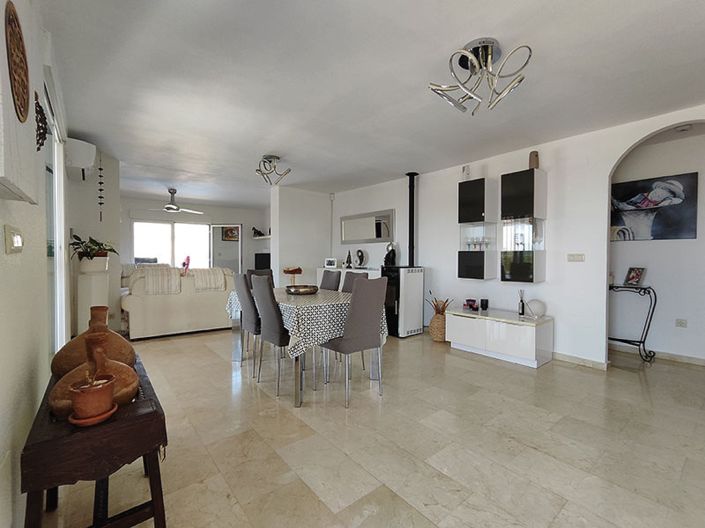 Image No.23-4 Bed Villa for sale