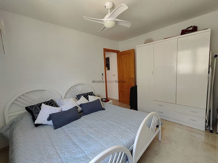 Image No.36-4 Bed Villa for sale