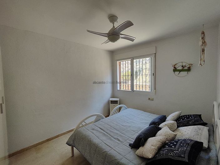 Image No.37-4 Bed Villa for sale