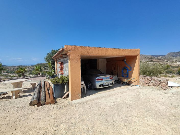 Image No.7-4 Bed Villa for sale