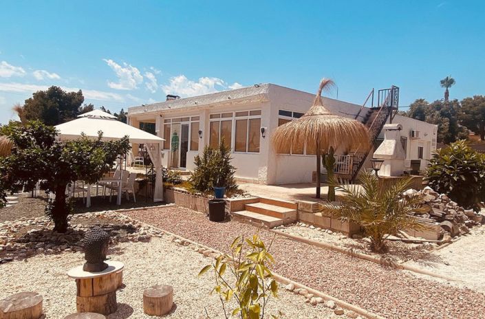 Image No.3-4 Bed Villa for sale