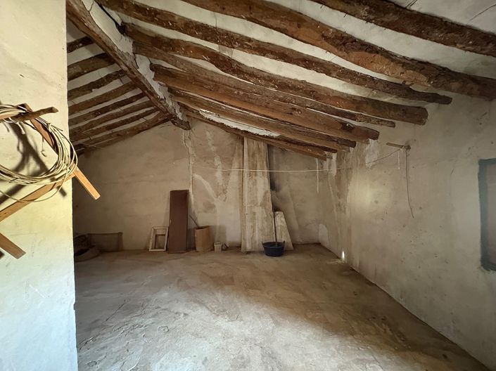 Image No.11-6 Bed Semi-Detached for sale