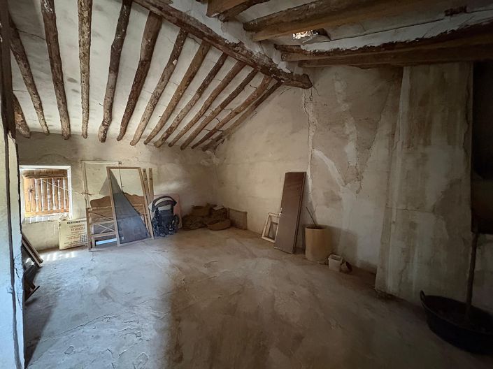 Image No.13-6 Bed Semi-Detached for sale