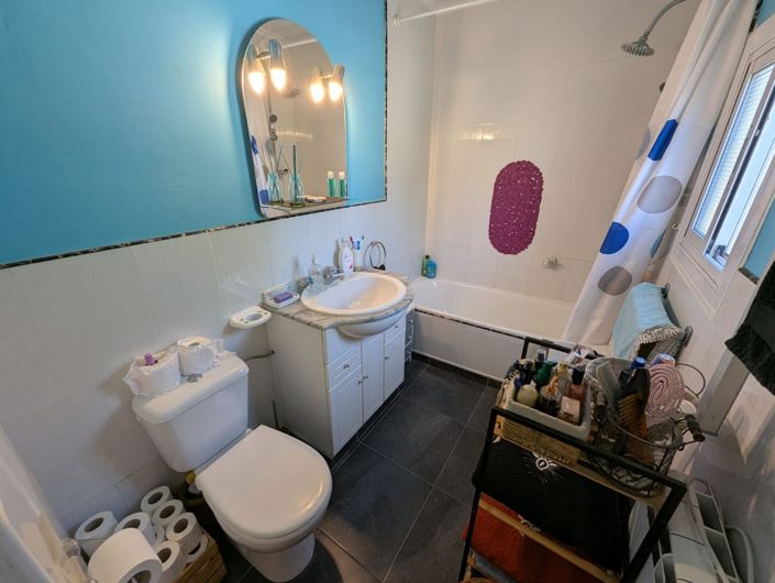 Image No.18-3 Bed Country House for sale