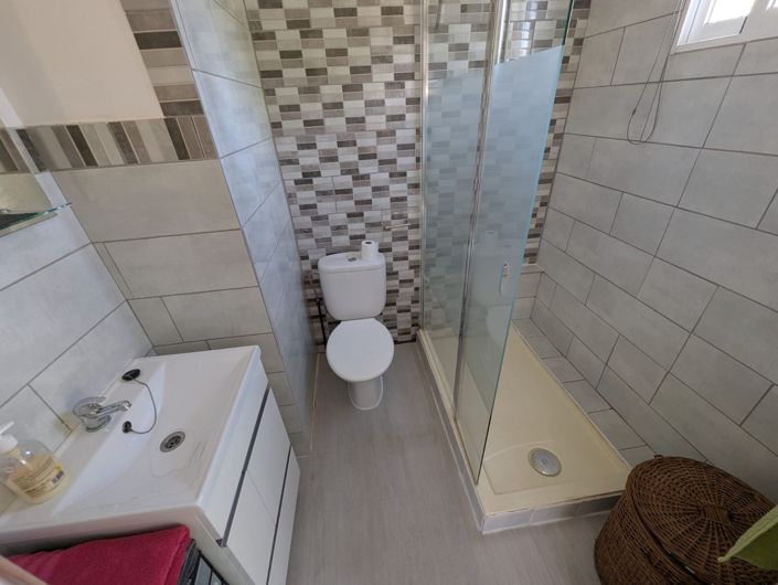 Image No.19-3 Bed Country House for sale