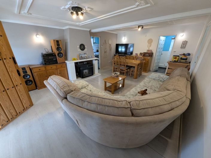 Image No.6-3 Bed Country House for sale