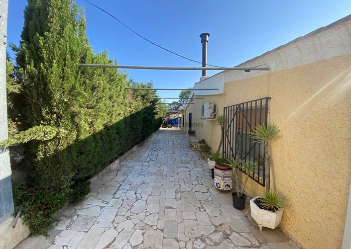 Image No.18-5 Bed Villa for sale