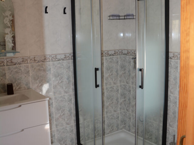 Image No.13-6 Bed Villa for sale