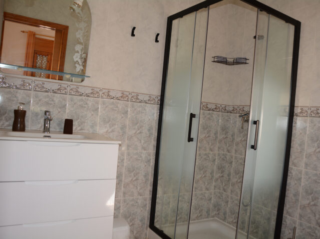 Image No.14-6 Bed Villa for sale