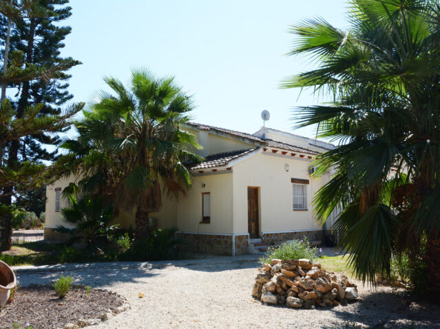 Image No.4-6 Bed Villa for sale
