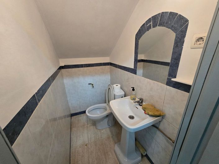 Image No.6-4 Bed Townhouse for sale