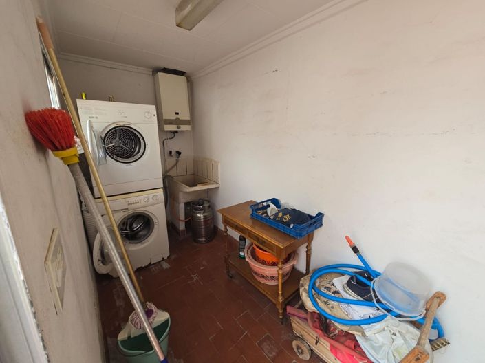 Image No.12-4 Bed Townhouse for sale