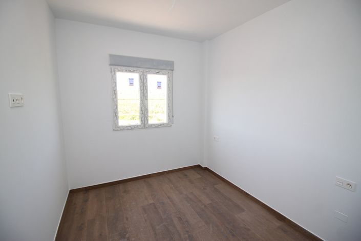 Image No.18-Villa de 4 chambres à vendre à Pinoso