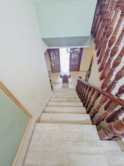 Image No.16-8 Bed Country House for sale