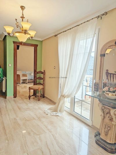 Image No.24-8 Bed Country House for sale