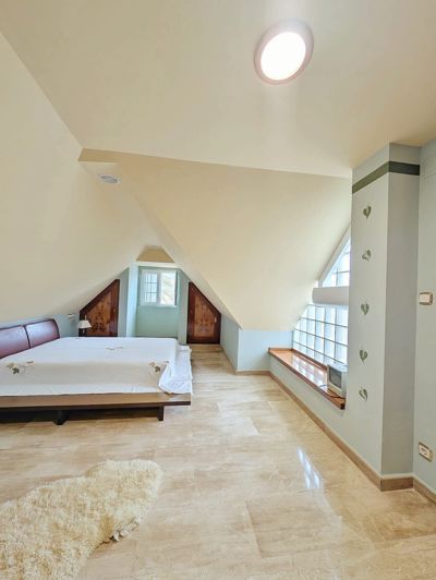 Image No.29-8 Bed Country House for sale