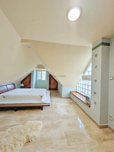 Image No.29-8 Bed Country House for sale