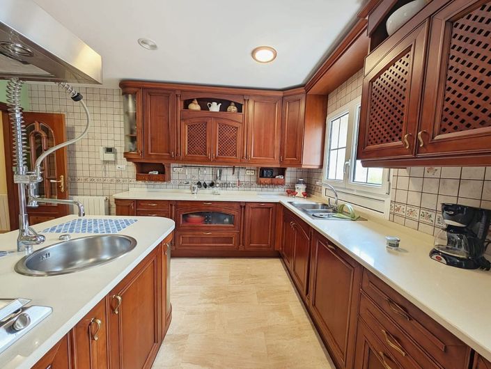 Image No.47-8 Bed Country House for sale