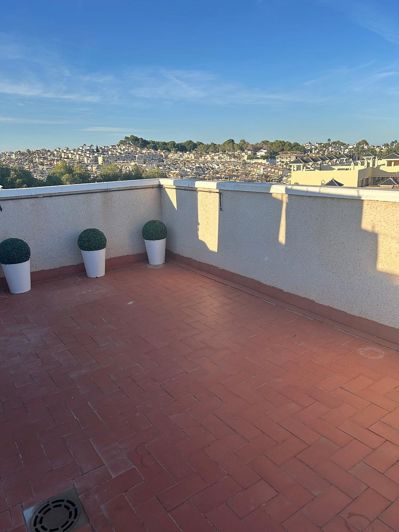 Image No.25-2 Bed Apartment for sale