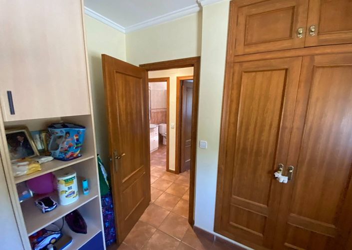 Image No.44-3 Bed Villa for sale